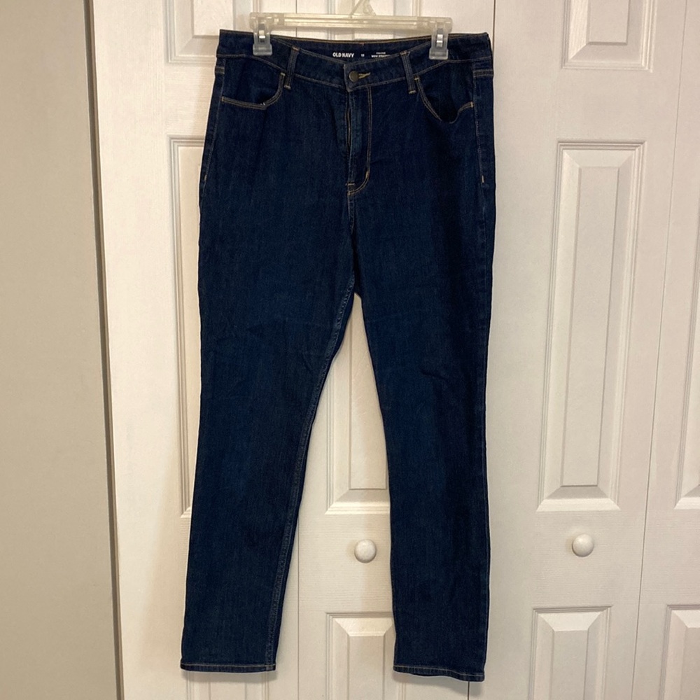 Women's Old Navy Jeans Wow Straight Size 12 - Great condition
